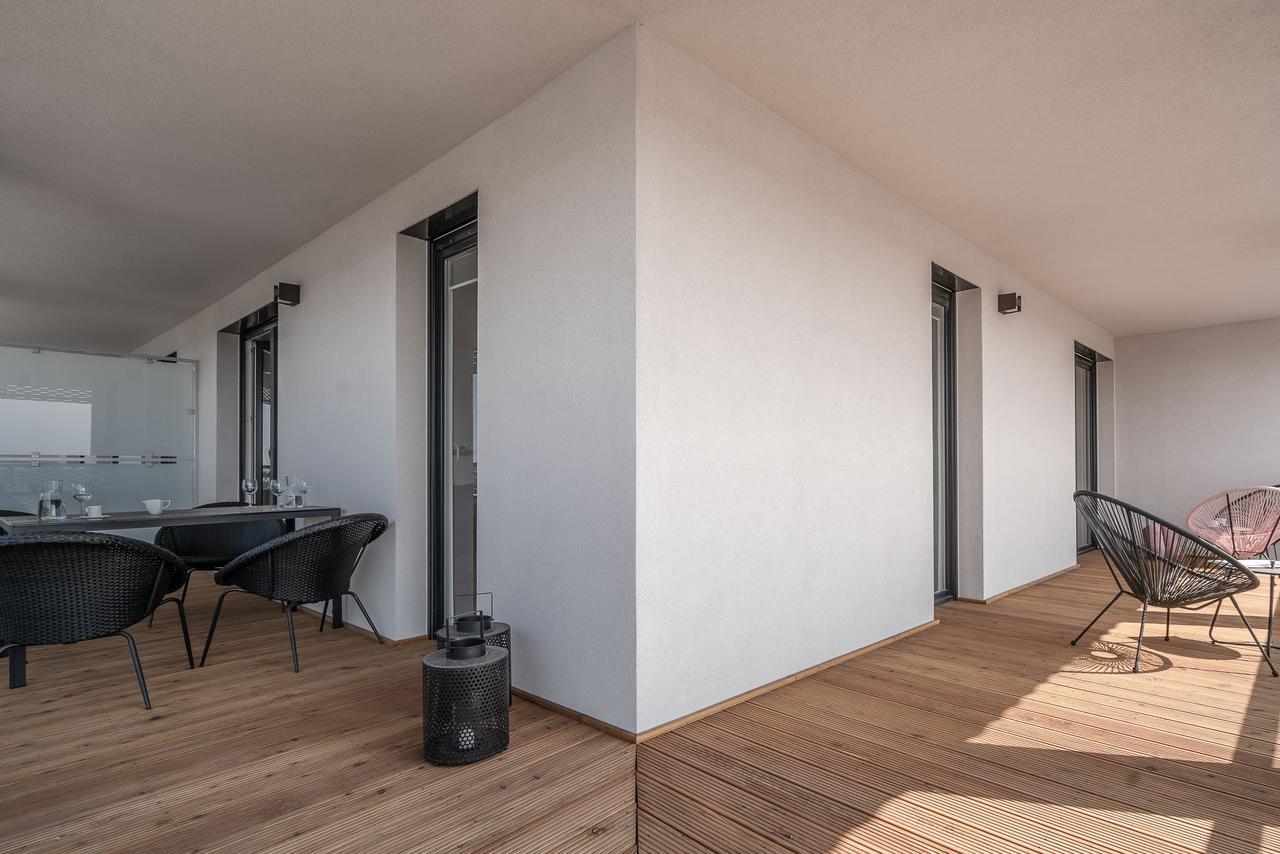 Rentplanet - Apartamenty Atal Tower Breslávia Exterior foto