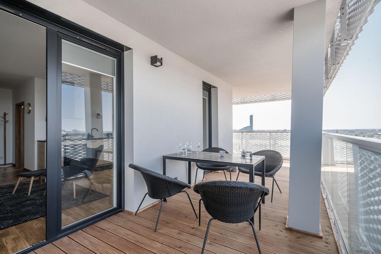 Rentplanet - Apartamenty Atal Tower Breslávia Exterior foto